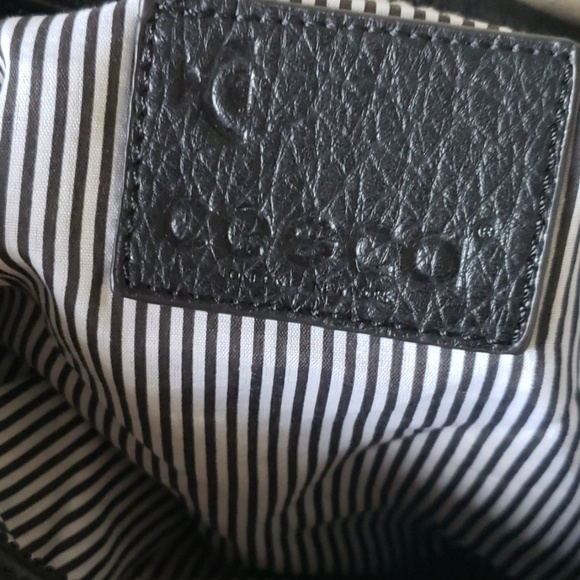 Black Purse - Picture 3 of 6